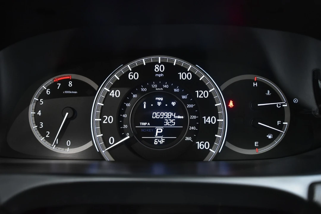 2014 Honda Accord 9th Gen - Image 21 of 21