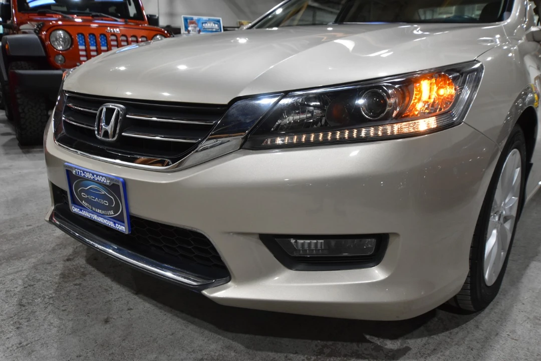2014 Honda Accord 9th Gen - Image 5 of 21