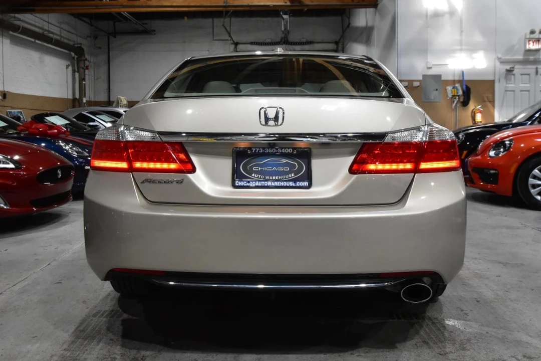 2014 Honda Accord 9th Gen - Image 8 of 21