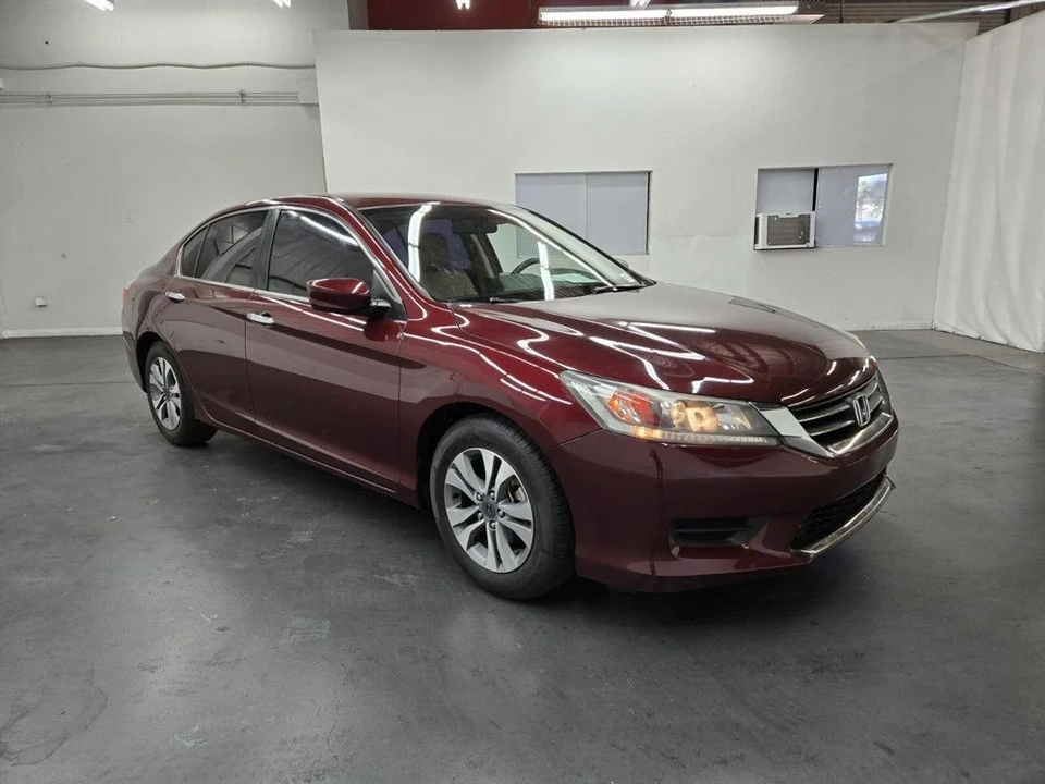 2014 Honda Accord 9th Gen - Image 3 of 12
