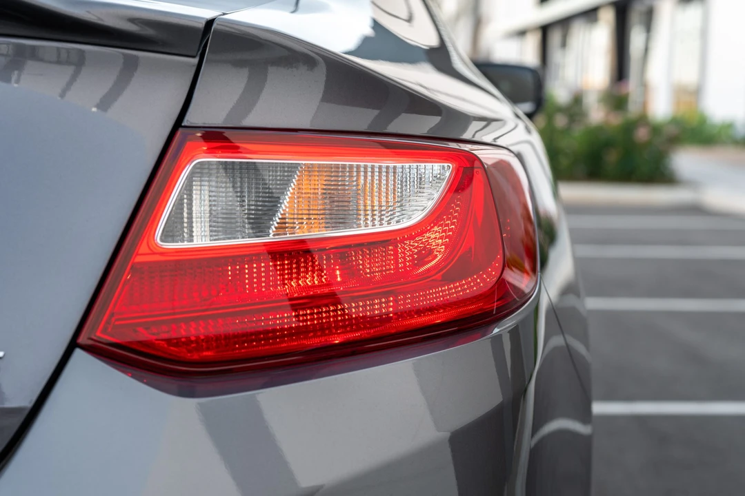 2014 Honda Accord 9th Gen - Image 21 of 31
