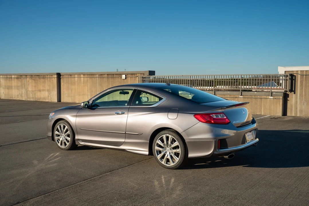 2014 Honda Accord 9th Gen - Image 11 of 31