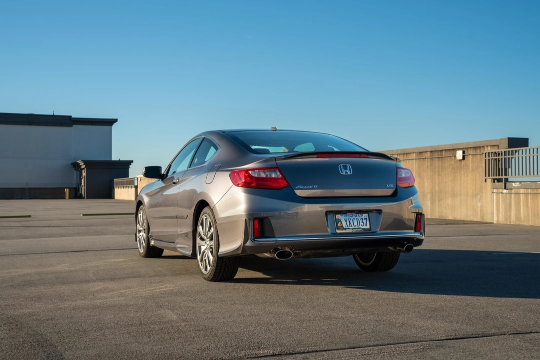 2014 Honda Accord 9th Gen - Image 15 of 31