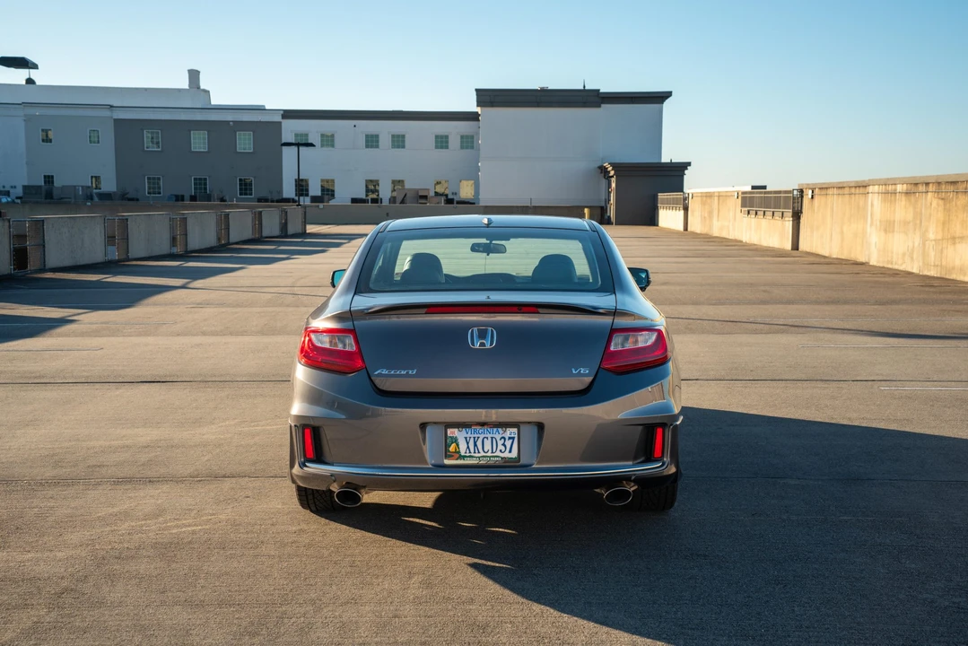 2014 Honda Accord 9th Gen - Image 16 of 31