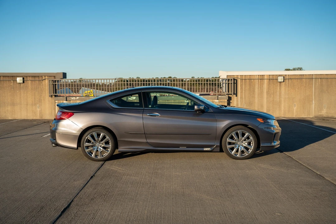 2014 Honda Accord 9th Gen - Image 25 of 31