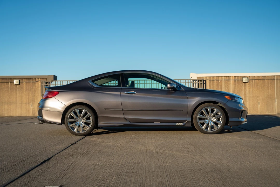 2014 Honda Accord 9th Gen - Image 24 of 31