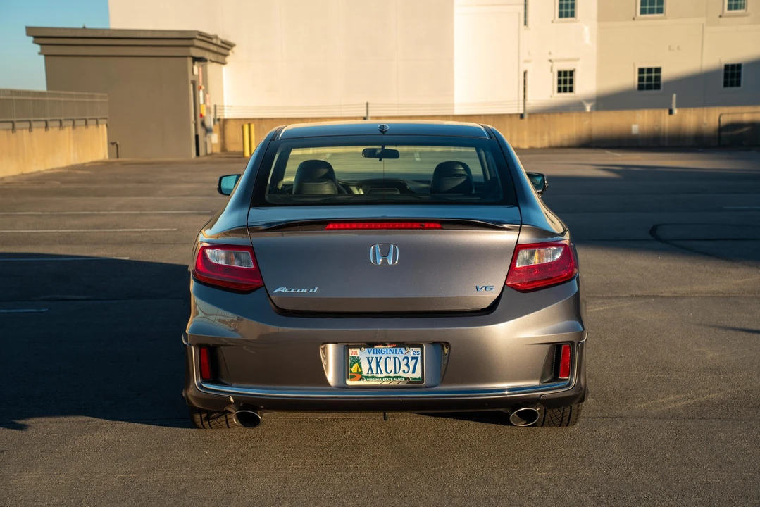 2014 Honda Accord 9th Gen - Image 19 of 31
