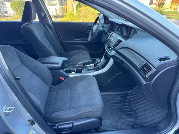 2014 Honda Accord 9th Gen - Image 11 of 13