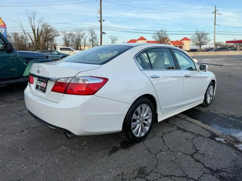 2014 Honda Accord 9th Gen - Image 8 of 12