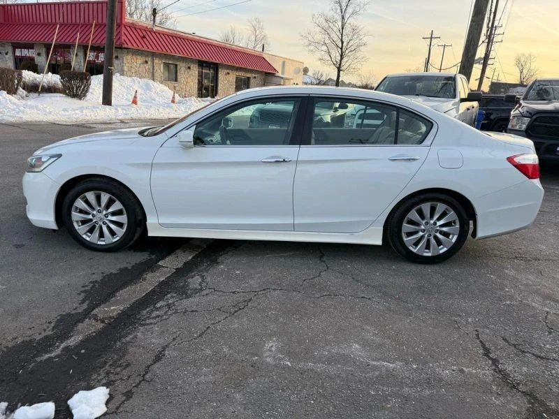 2014 Honda Accord 9th Gen - Image 5 of 12
