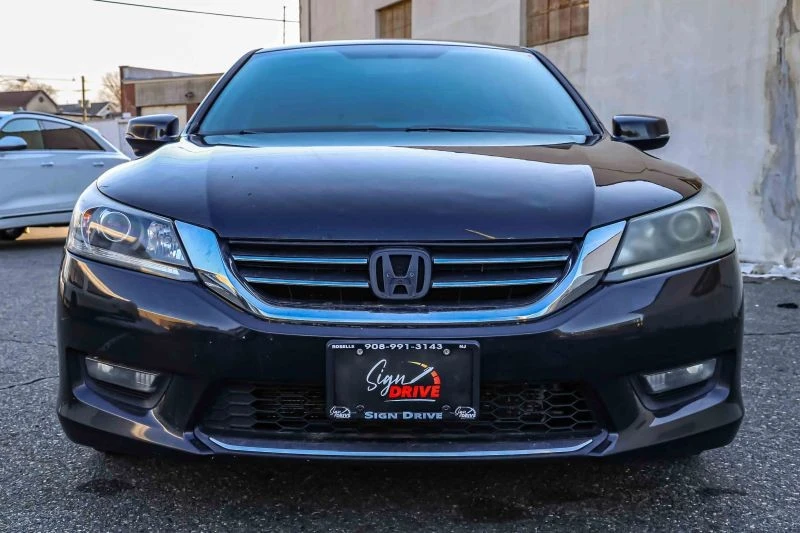 2014 Honda Accord 9th Gen - Image 2 of 12