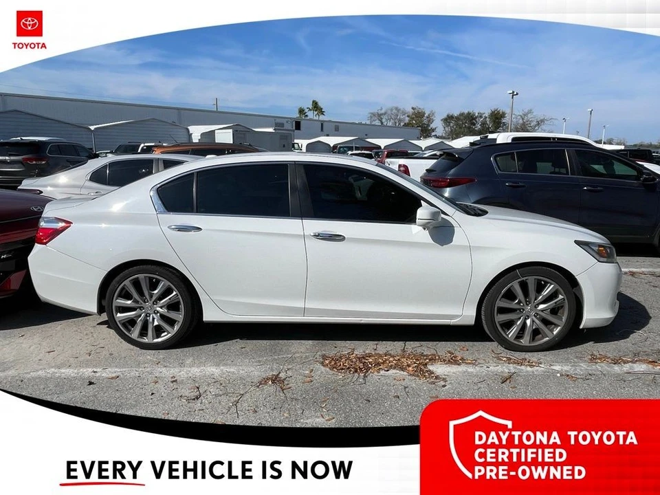 2014 Honda Accord 9th Gen - Image 2 of 10