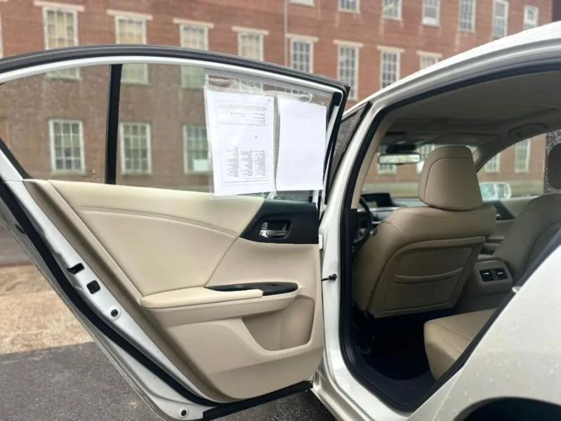 2014 Honda Accord 9th Gen - Image 10 of 12