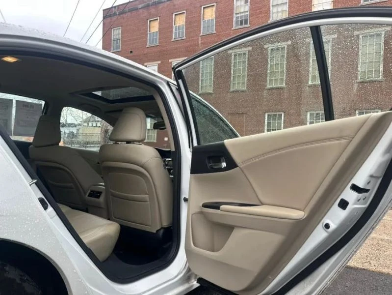 2014 Honda Accord 9th Gen - Image 12 of 12
