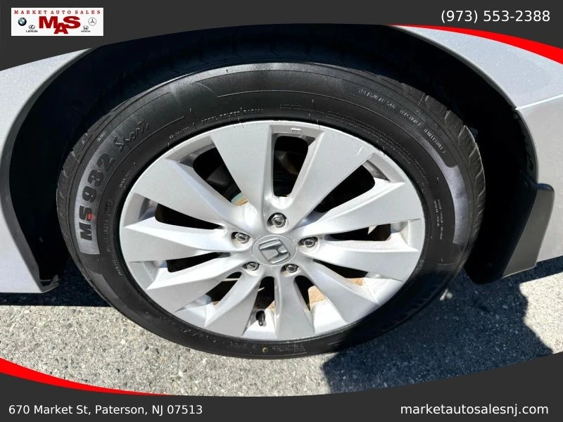 2014 Honda Accord 9th Gen - Image 8 of 12