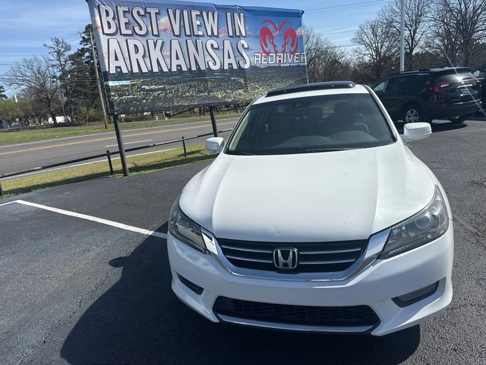 2014 Honda Accord 9th Gen - Image 2 of 21