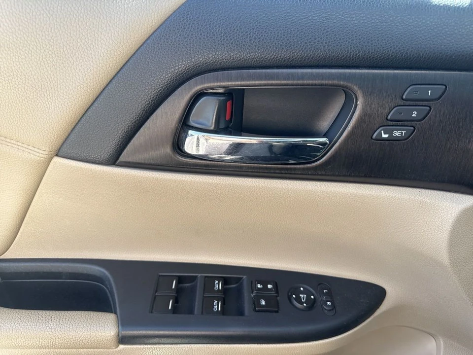 2014 Honda Accord 9th Gen - Image 20 of 21