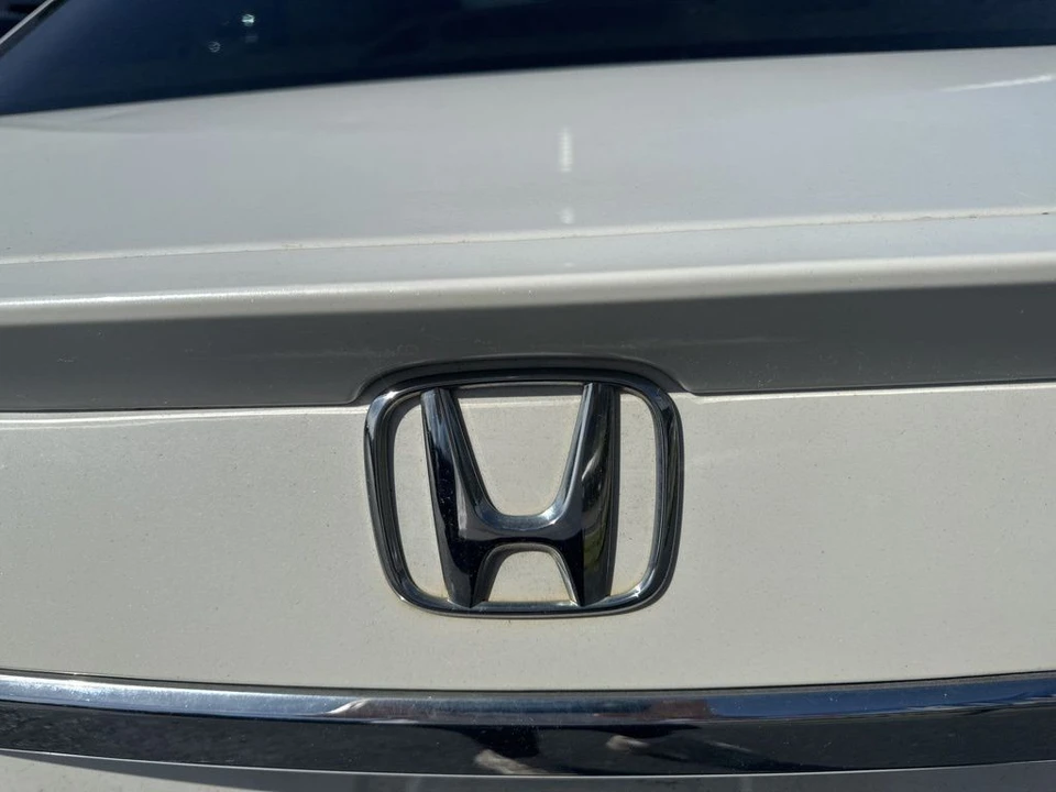 2014 Honda Accord 9th Gen - Image 12 of 21