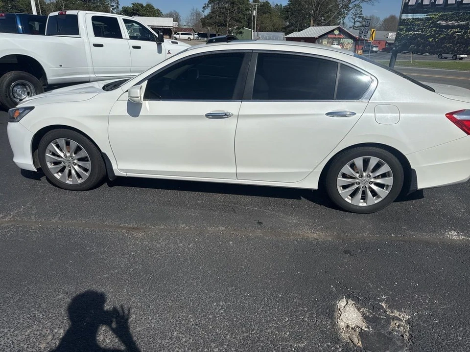 2014 Honda Accord 9th Gen - Image 8 of 21
