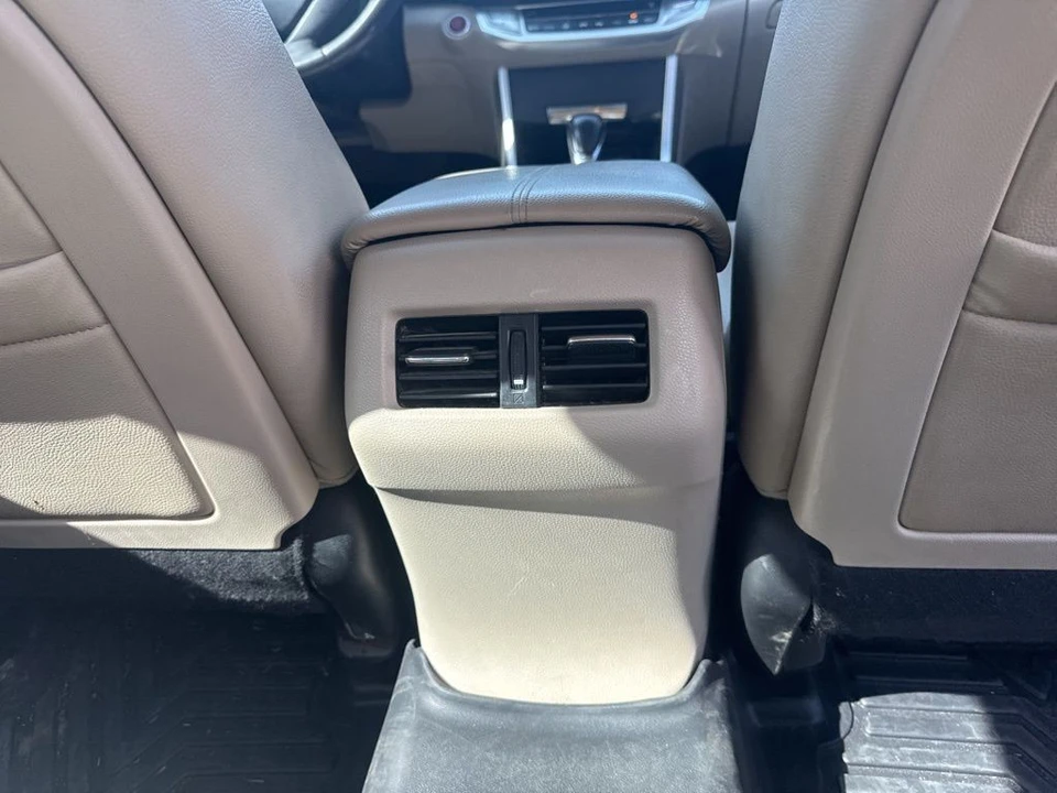 2014 Honda Accord 9th Gen - Image 16 of 21