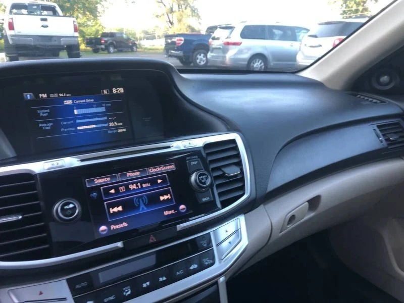 2014 Honda Accord 9th Gen - Image 10 of 12