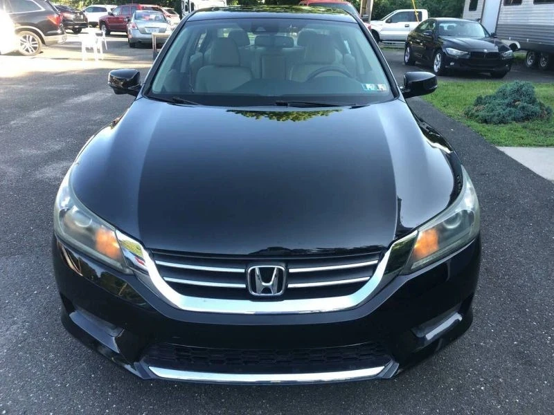 2014 Honda Accord 9th Gen - Image 2 of 12