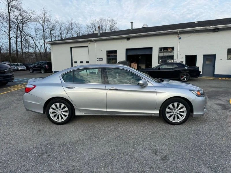 2014 Honda Accord 9th Gen - Image 9 of 12