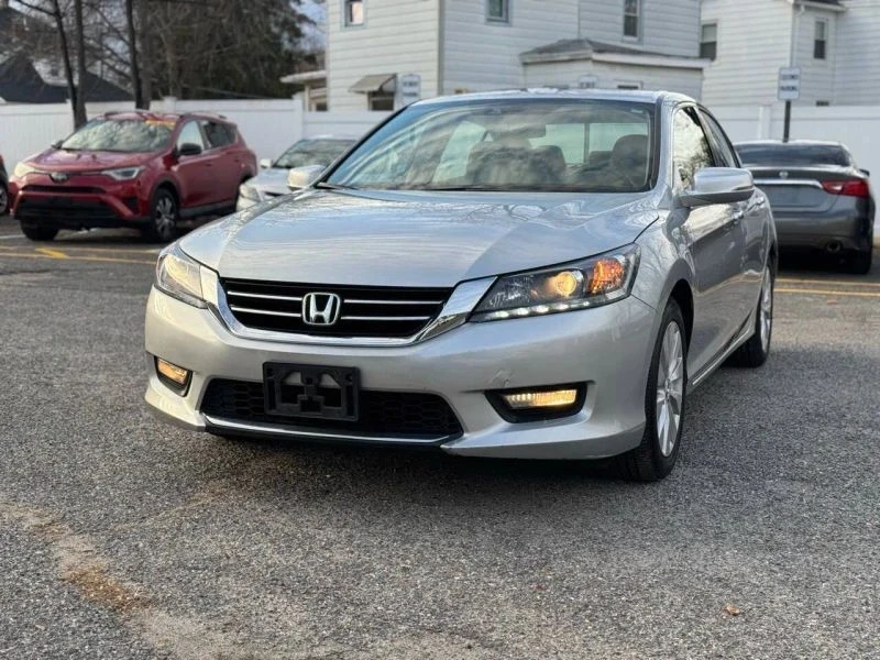 2014 Honda Accord 9th Gen - Image 2 of 12