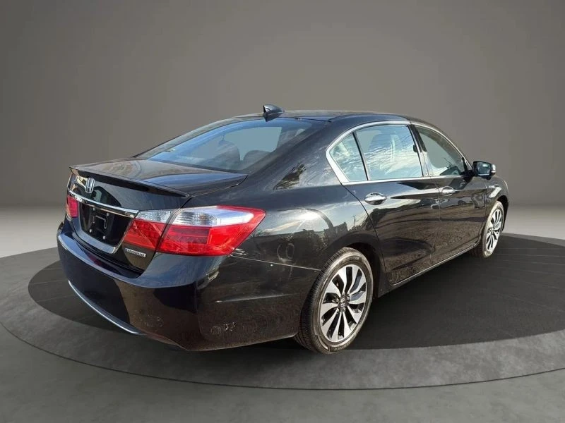 2014 Honda Accord 9th Gen - Image 5 of 12