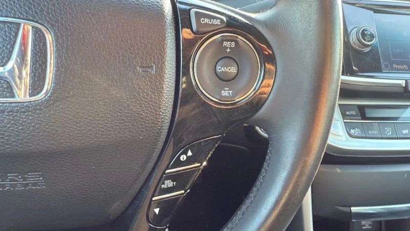 2014 Honda Accord 9th Gen - Image 11 of 12