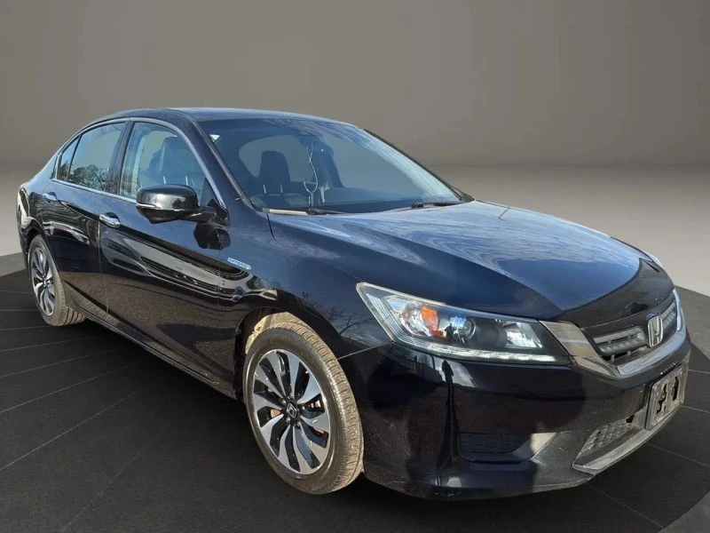 2014 Honda Accord 9th Gen - Image 3 of 12