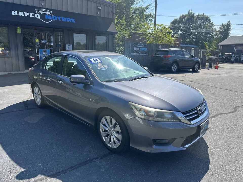 2014 Honda Accord 9th Gen - Image 9 of 21