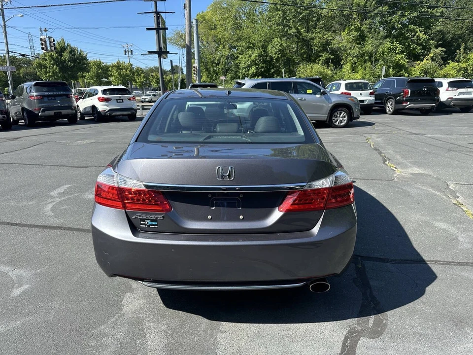 2014 Honda Accord 9th Gen - Image 6 of 21