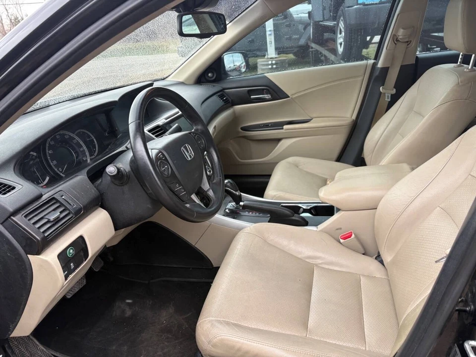 2014 Honda Accord 9th Gen - Image 7 of 12