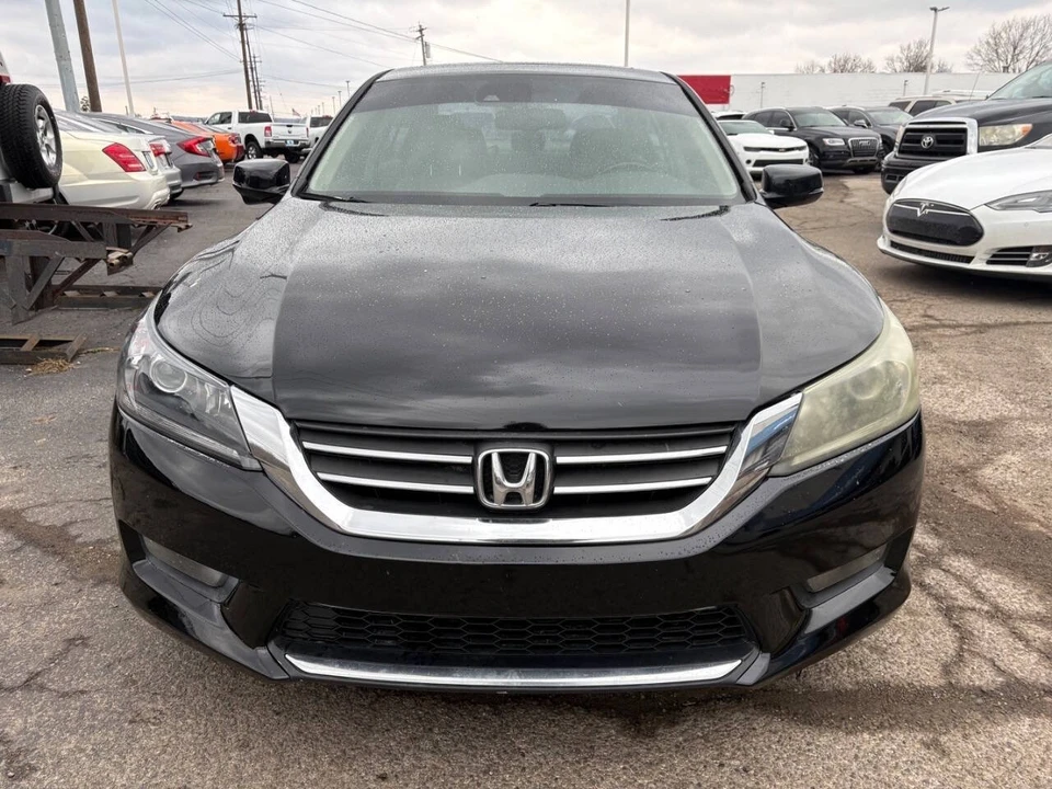 2014 Honda Accord 9th Gen - Image 2 of 12