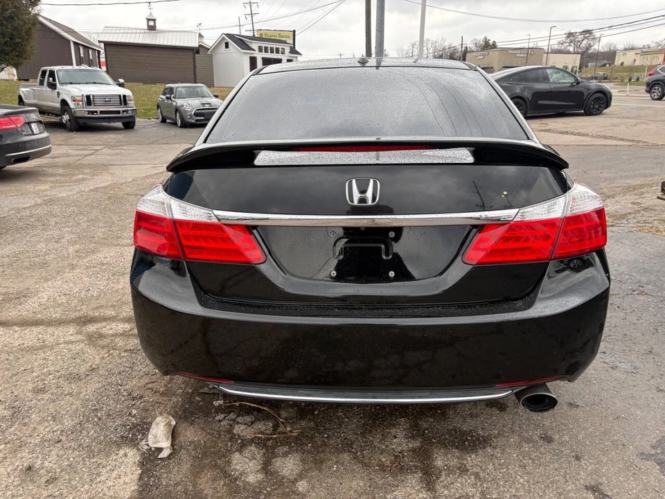 2014 Honda Accord 9th Gen - Image 5 of 12