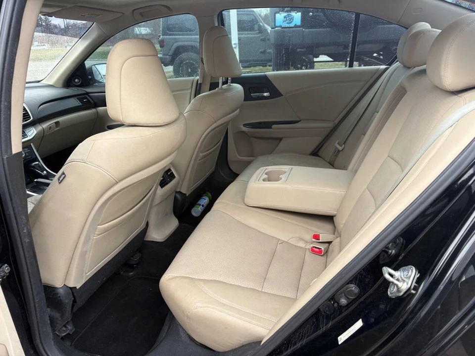 2014 Honda Accord 9th Gen - Image 9 of 12