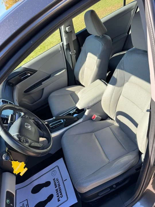 2014 Honda Accord 9th Gen - Image 9 of 21