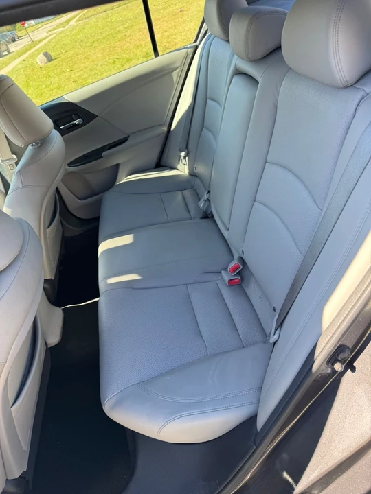 2014 Honda Accord 9th Gen - Image 11 of 21