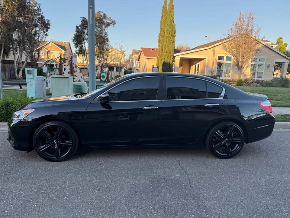 2014 Honda Accord 9th Gen - Image 4 of 14