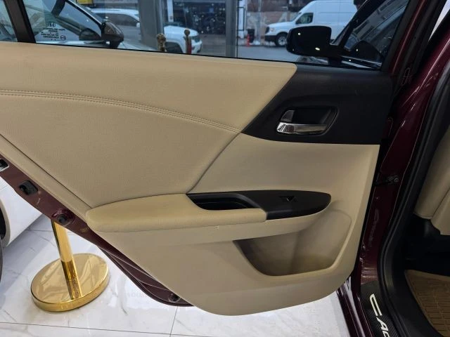 2014 Honda Accord 9th Gen - Image 18 of 21