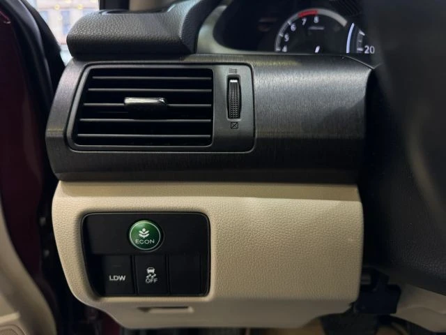 2014 Honda Accord 9th Gen - Image 9 of 21