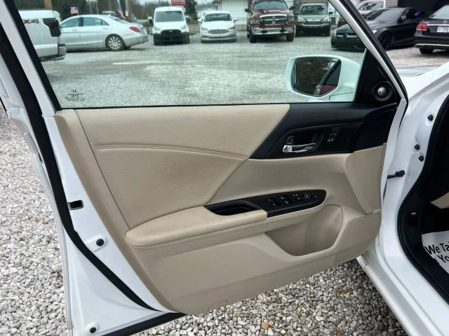 2014 Honda Accord 9th Gen - Image 16 of 21