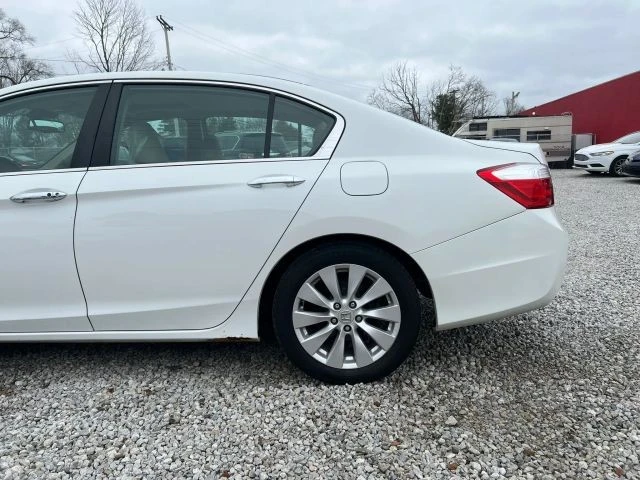 2014 Honda Accord 9th Gen - Image 5 of 21