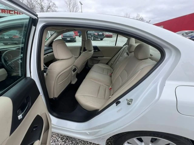 2014 Honda Accord 9th Gen - Image 13 of 21