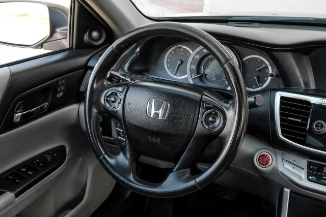 2014 Honda Accord 9th Gen - Image 20 of 21