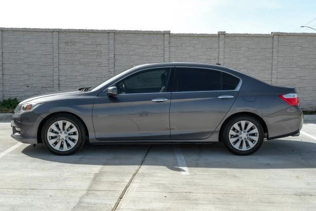 2014 Honda Accord 9th Gen - Image 13 of 21