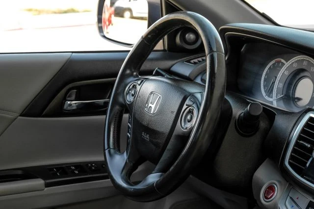 2014 Honda Accord 9th Gen - Image 18 of 21