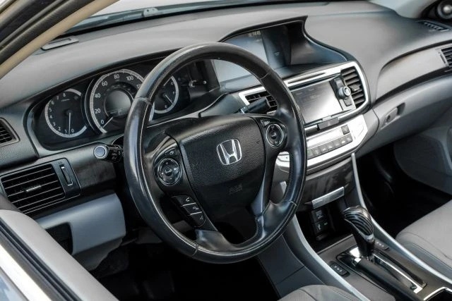 2014 Honda Accord 9th Gen - Image 19 of 21