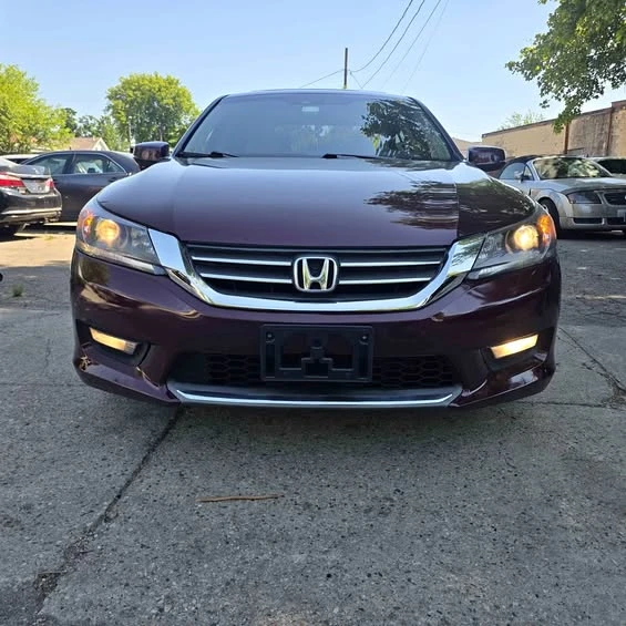 2014 Honda Accord 9th Gen - Image 1 of 1